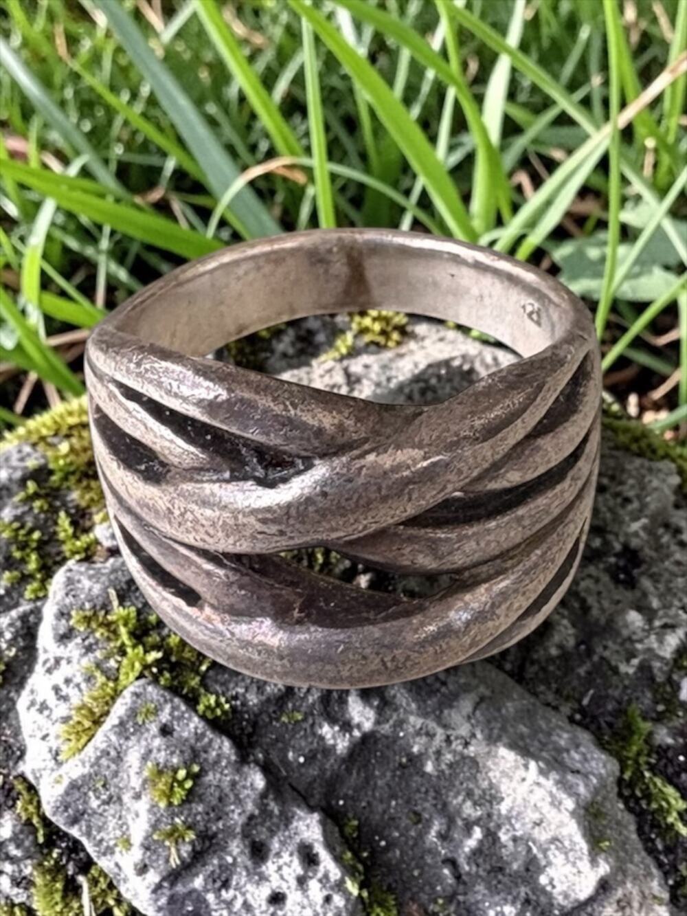 Vintage 925 Sterling Silver Sculptural Cutout Band Ring Layered Wave Design